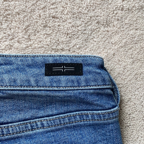 Liverpool crop flare jeans - Picture 4 of 12